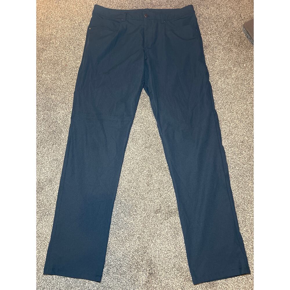Lululemon Athleta men’s ABC pants navy blue 34x32